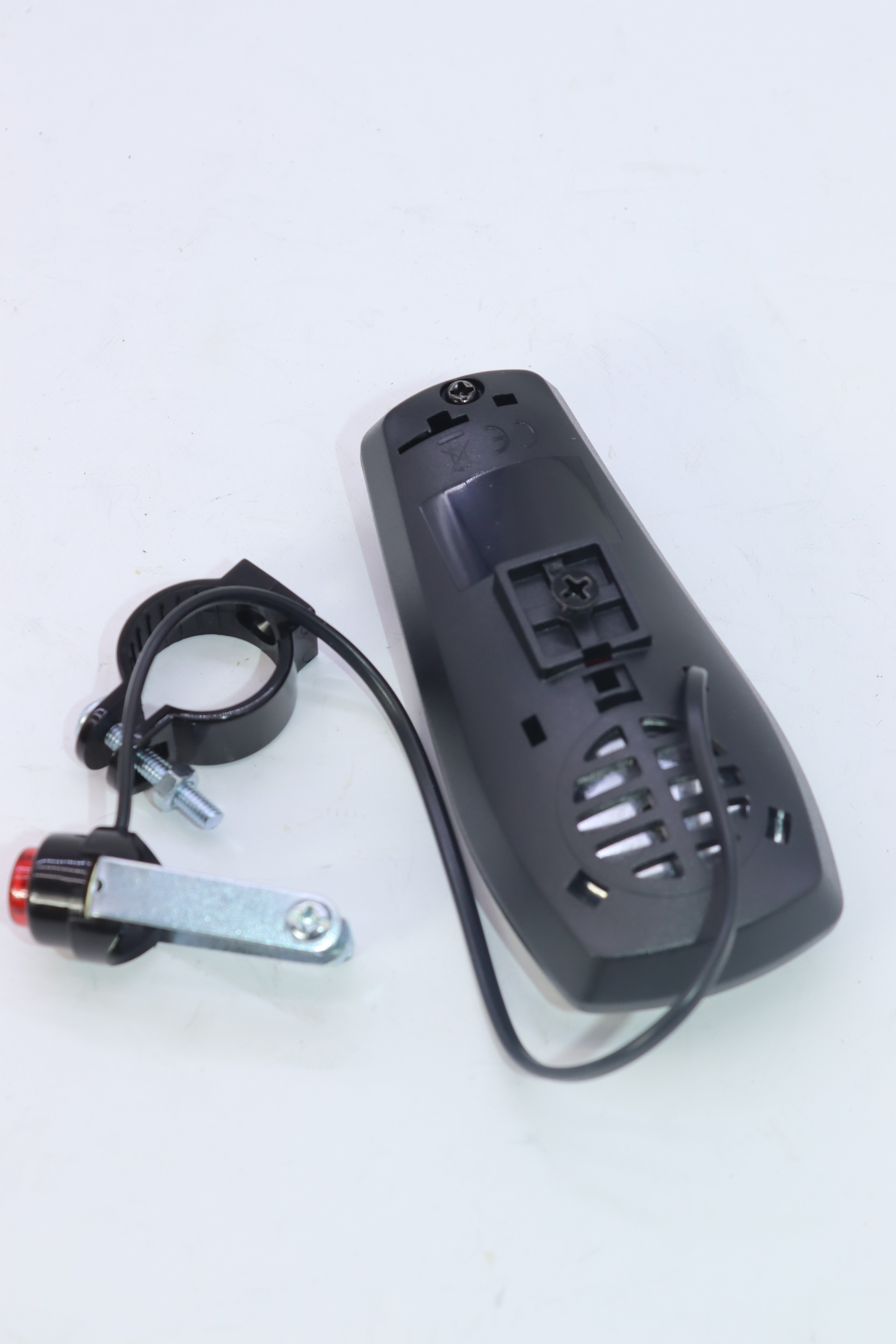 ZAMMOUR BICYCLETE KAZA SOT- زمور بسيكلات كذا صوت