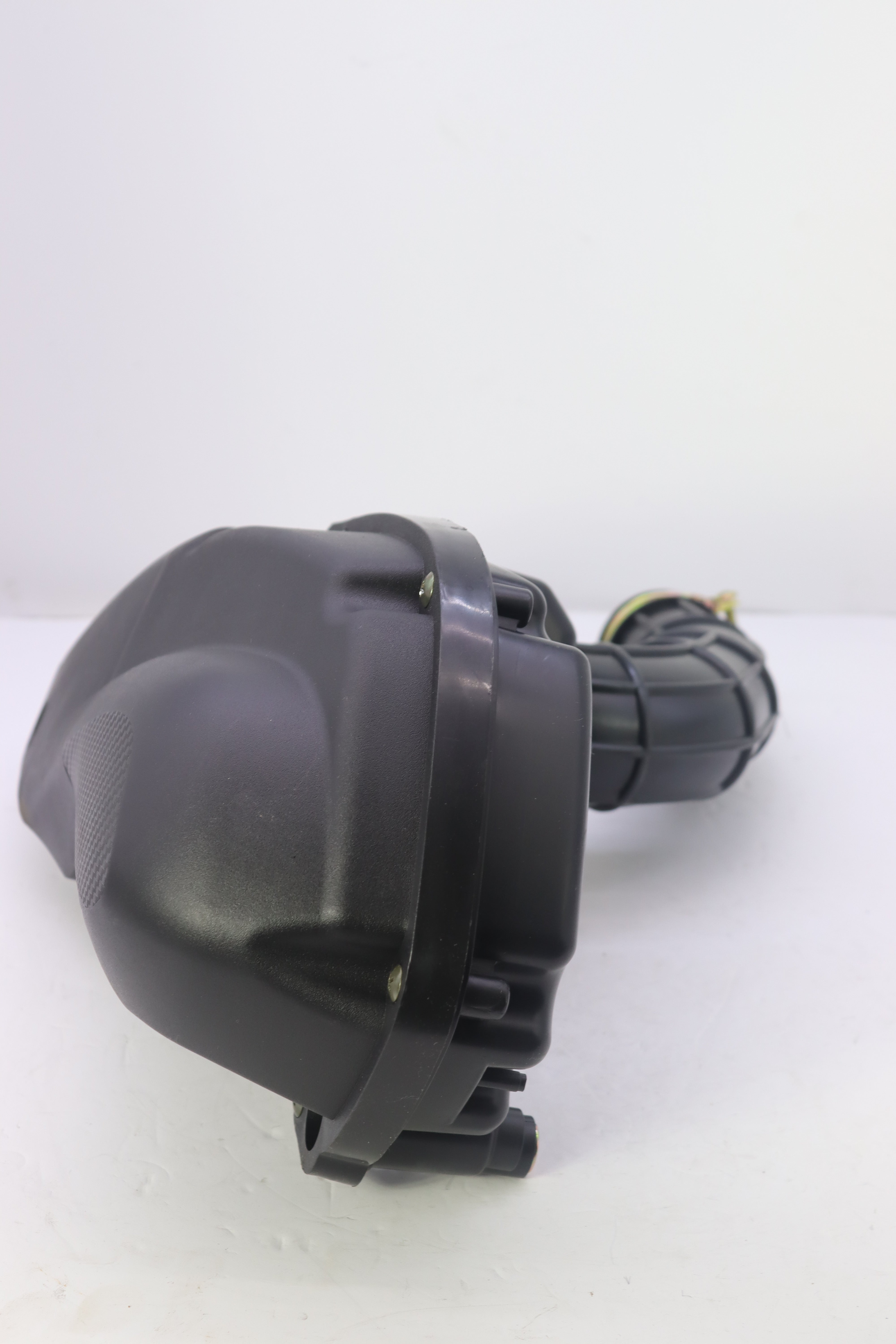 FILTER HAWA V150 MODEL JDID-فلتر هوا V150 الجديد