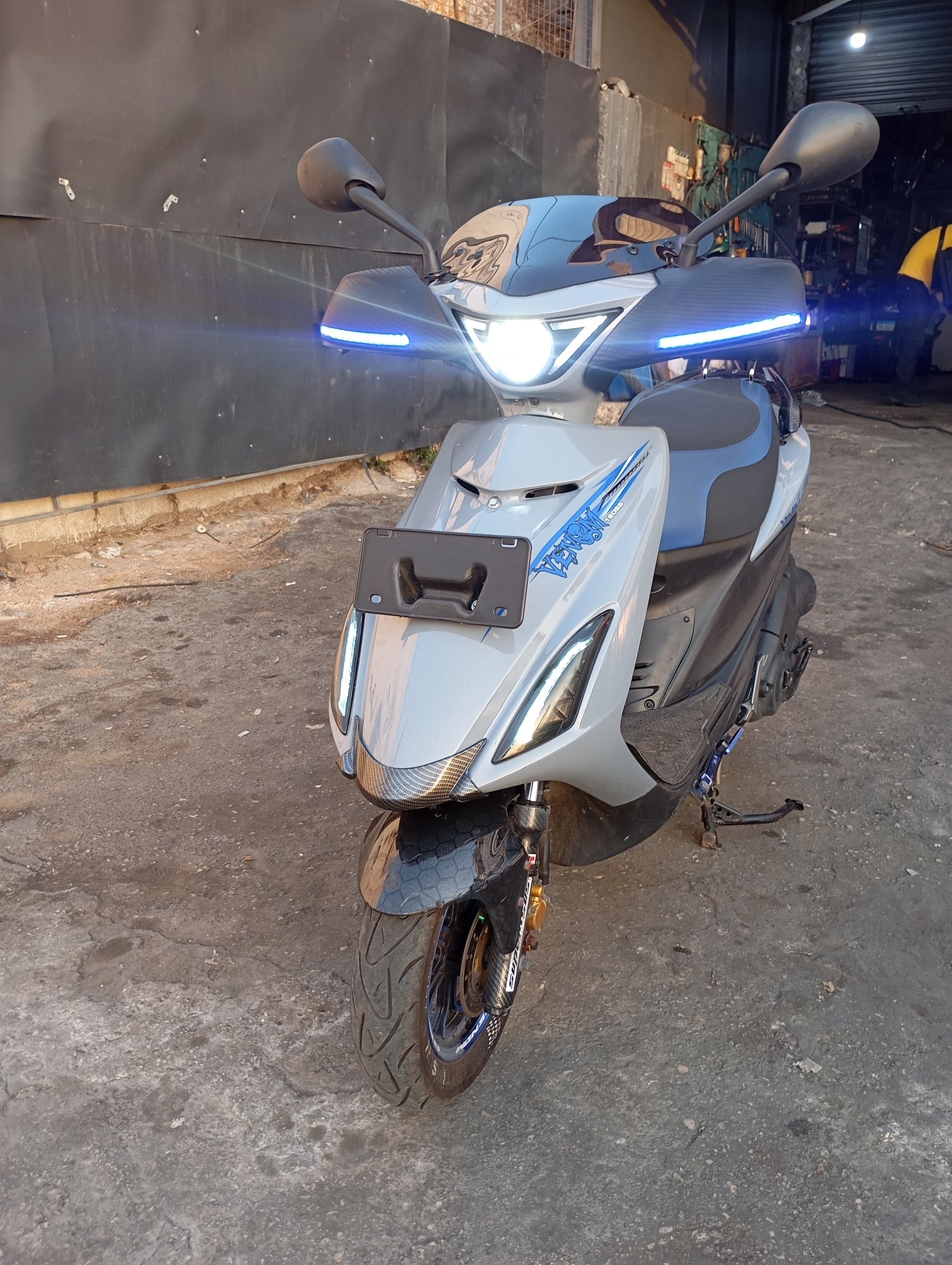 BUY V150-V150 للبيع