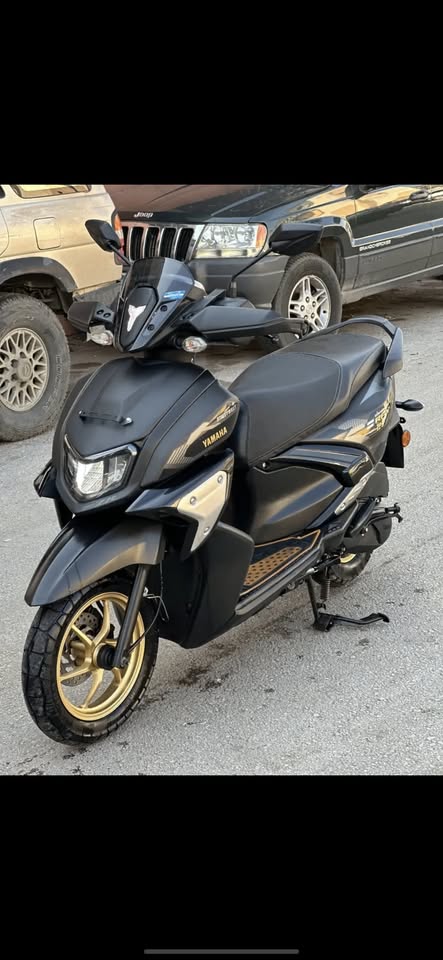 BUY YAMAHA RAY ZR