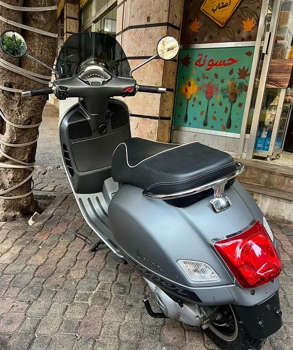 BUY VESPA GTS