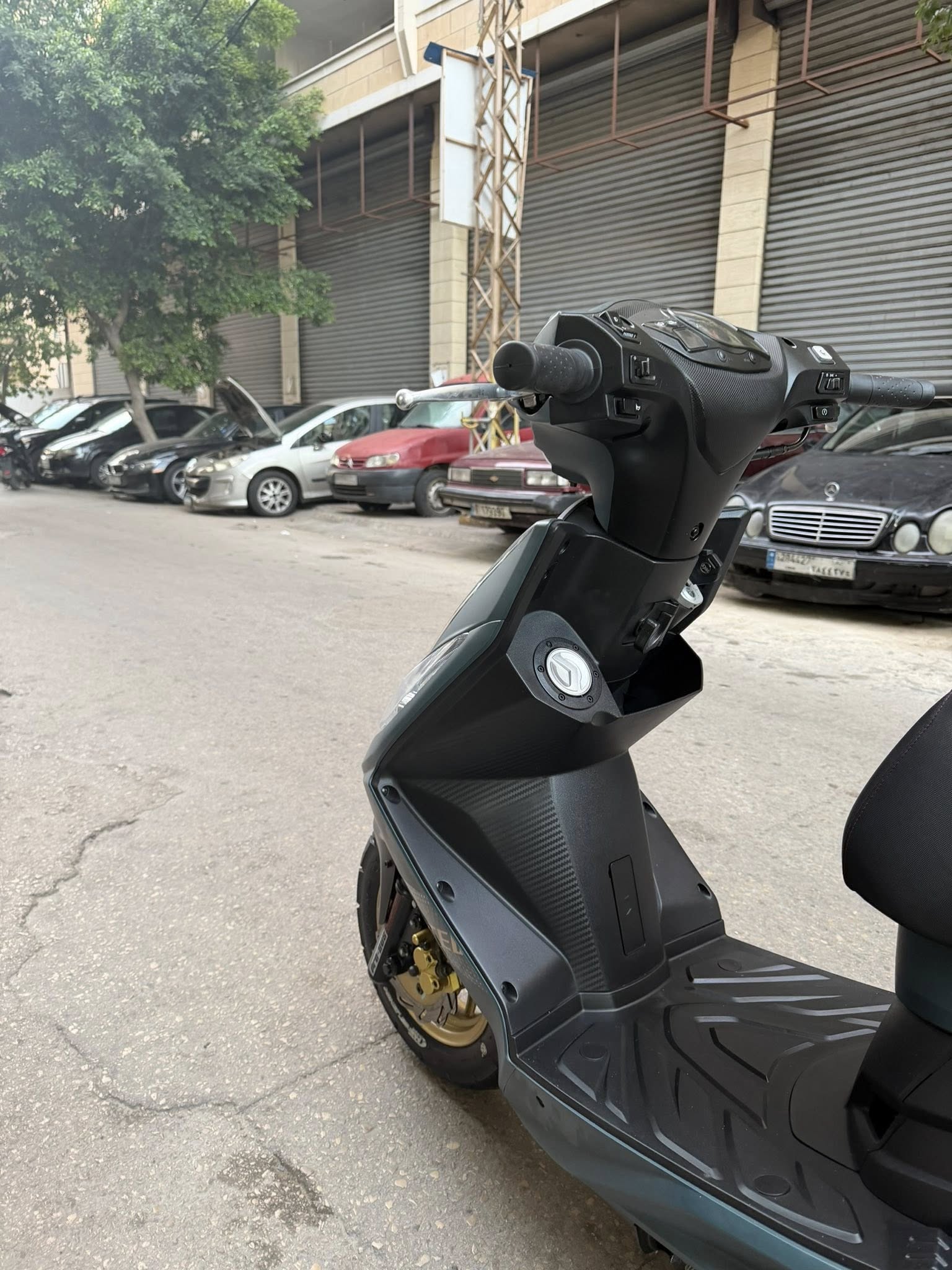 BUY GR