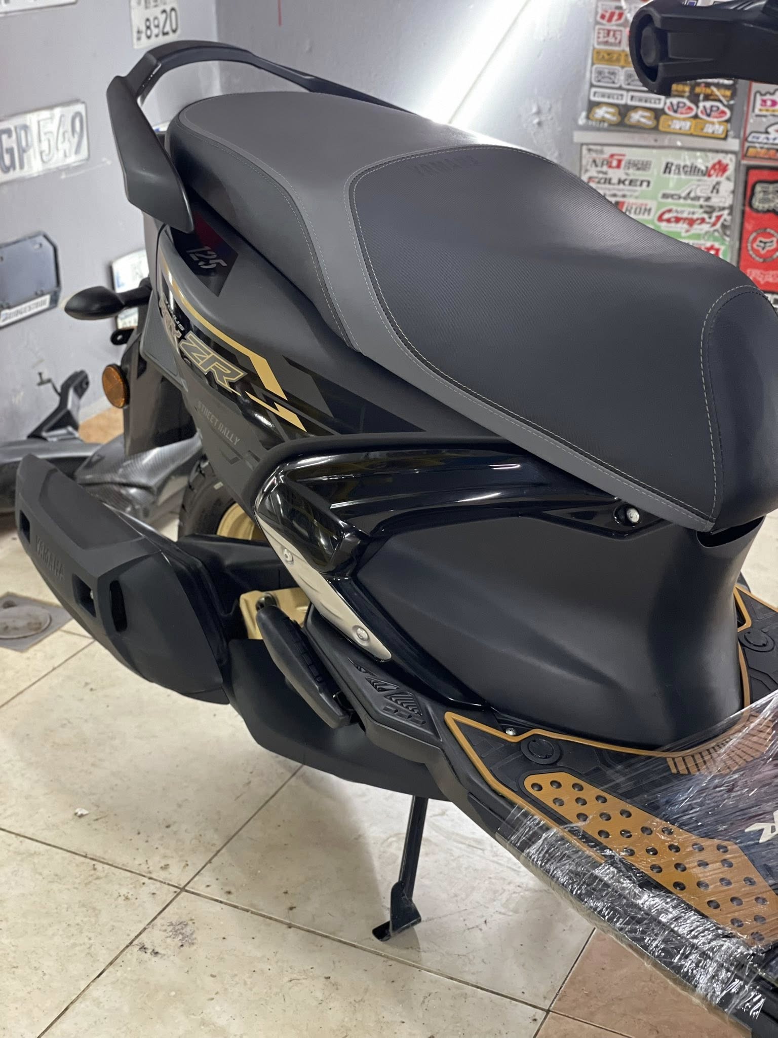 BUY YAMAHA RAY ZR