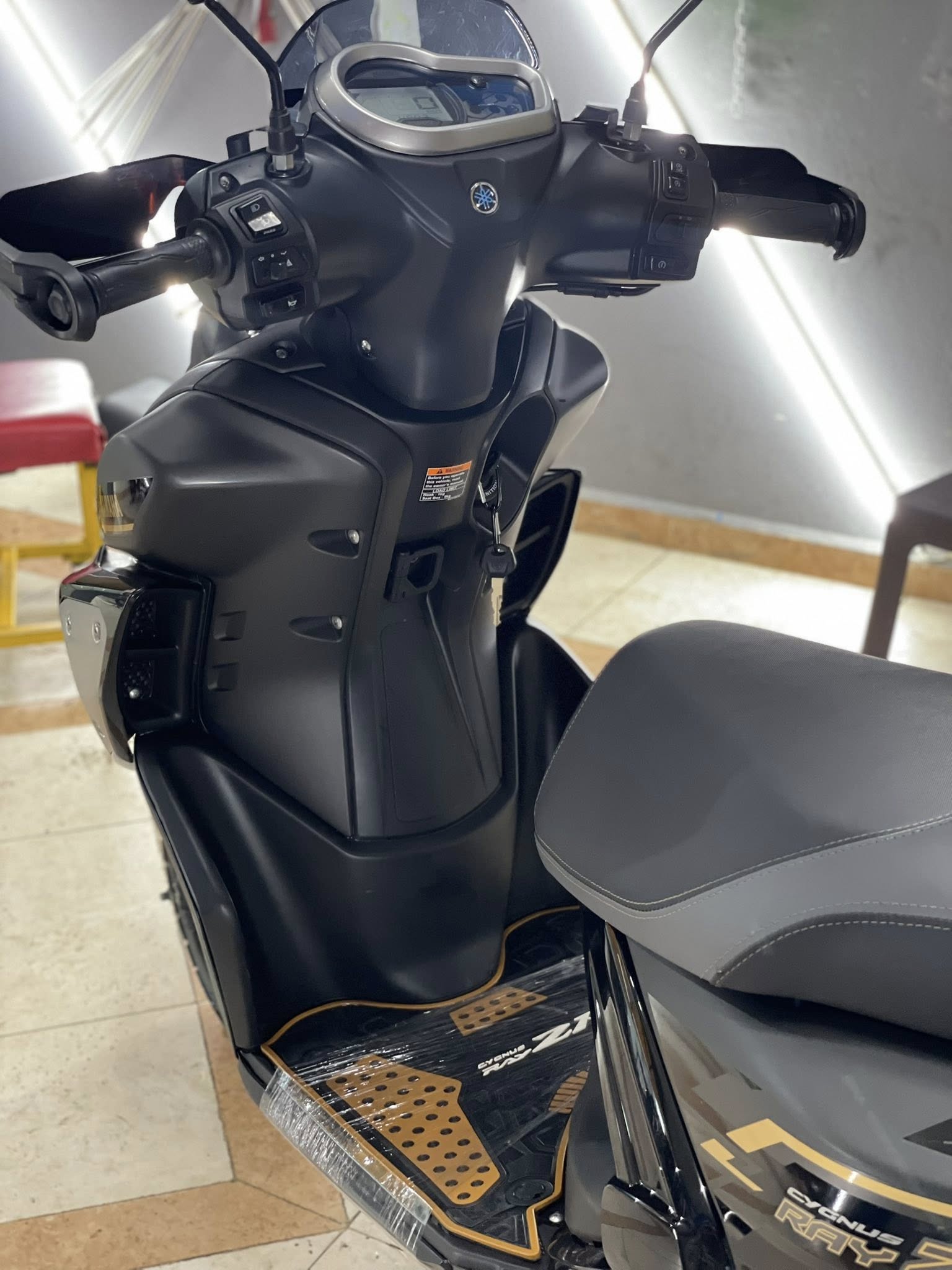 BUY YAMAHA RAY ZR