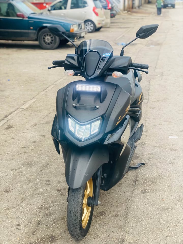 BUY YAMAHA RAY ZR