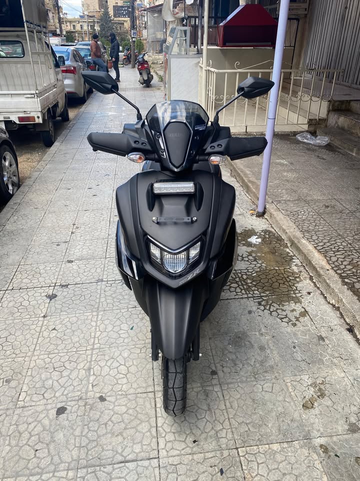 BUY YAMAHA RAY ZR