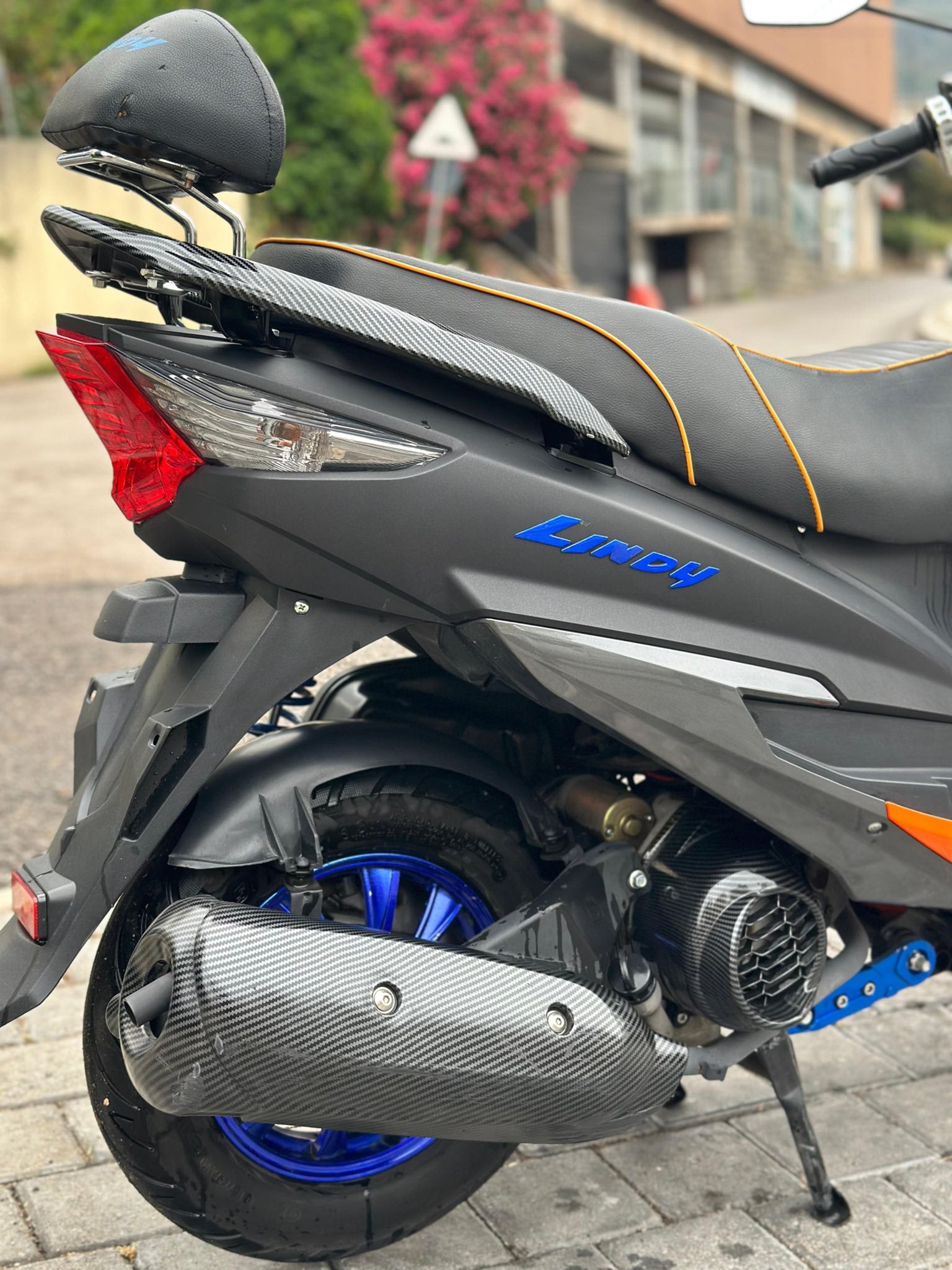 BUY LINDY-لندي للبيع