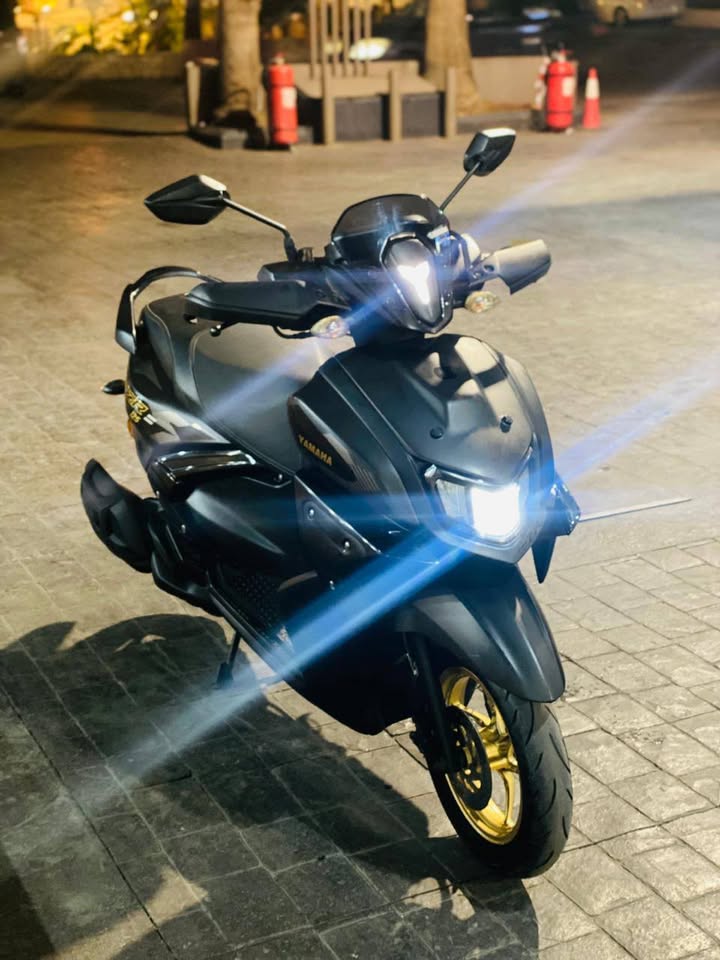 BUY YAMAHA RAY ZR