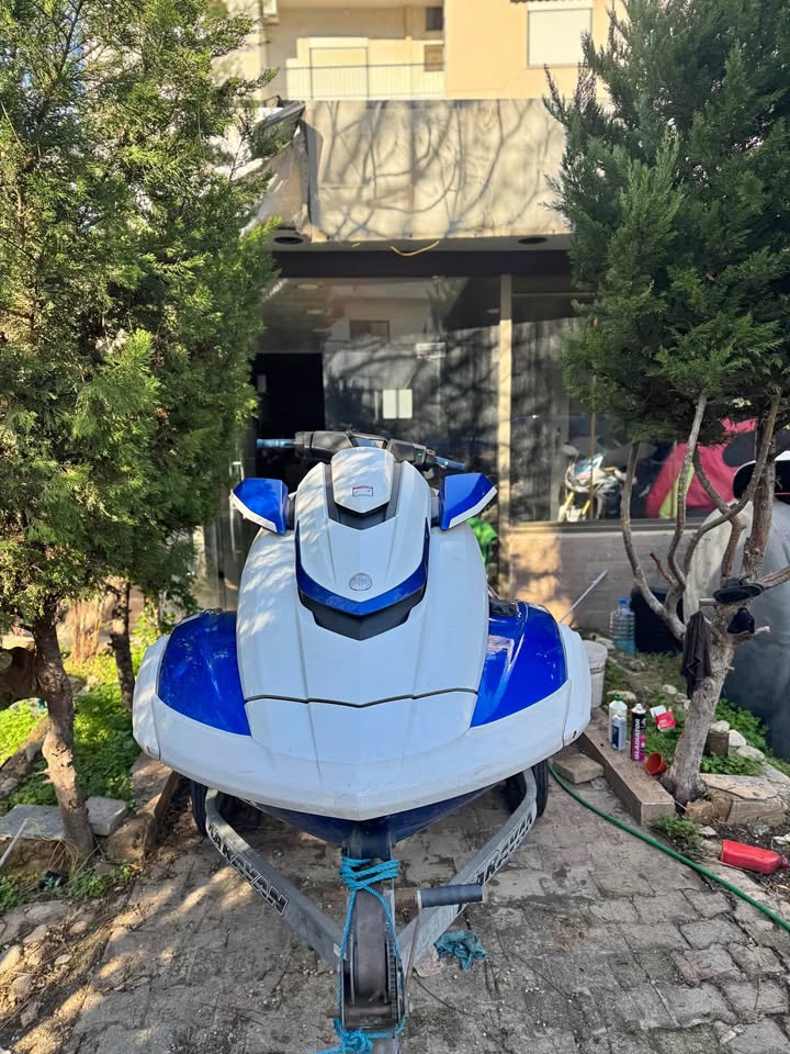 BUY JETSKI