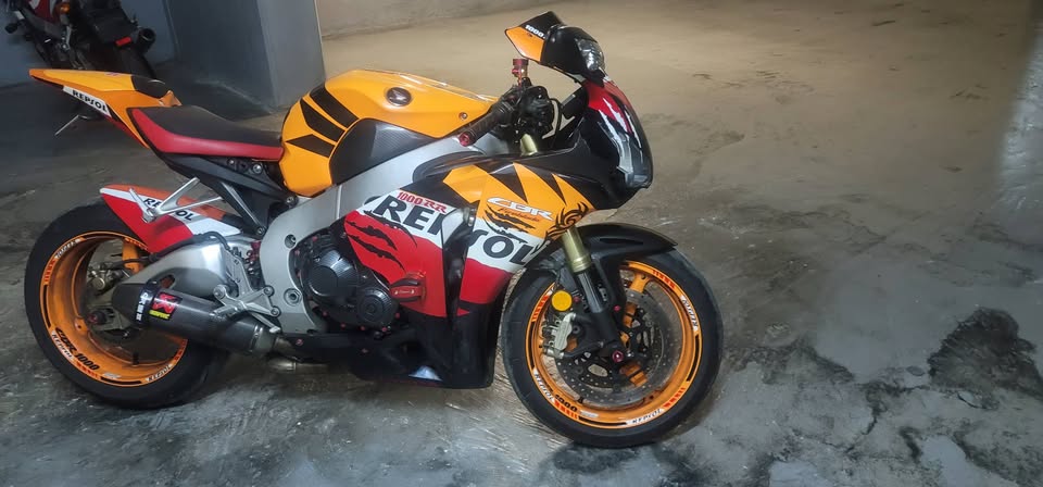 BUY CBR 1000 HONDA