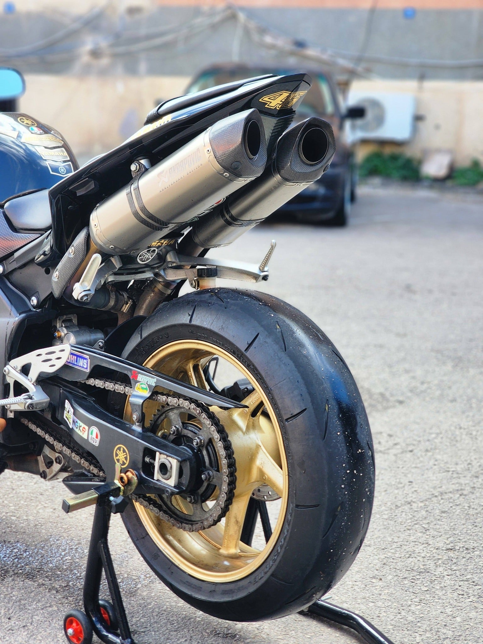 BUY R1 YAMAHA