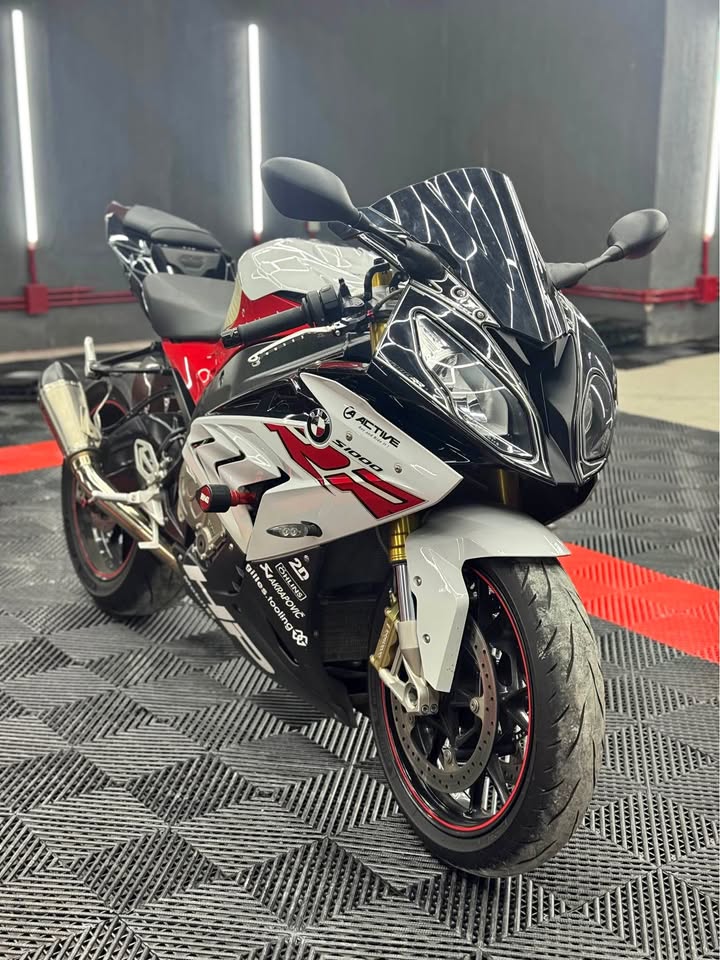 BMW S1000RR 2018