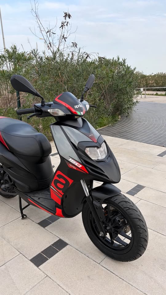 BUY APRILIA