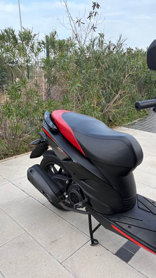 BUY APRILIA