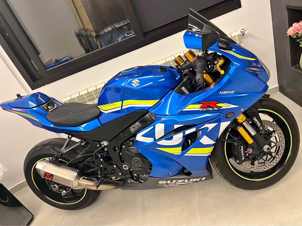 BUY GSXR 1000 SUZUKI