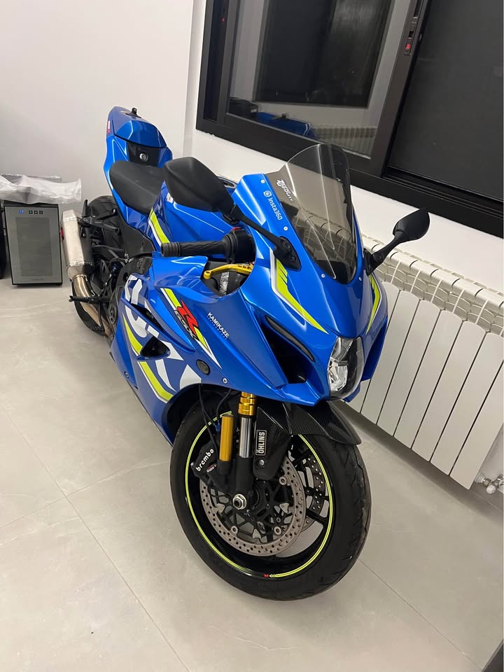 BUY GSXR 1000 SUZUKI