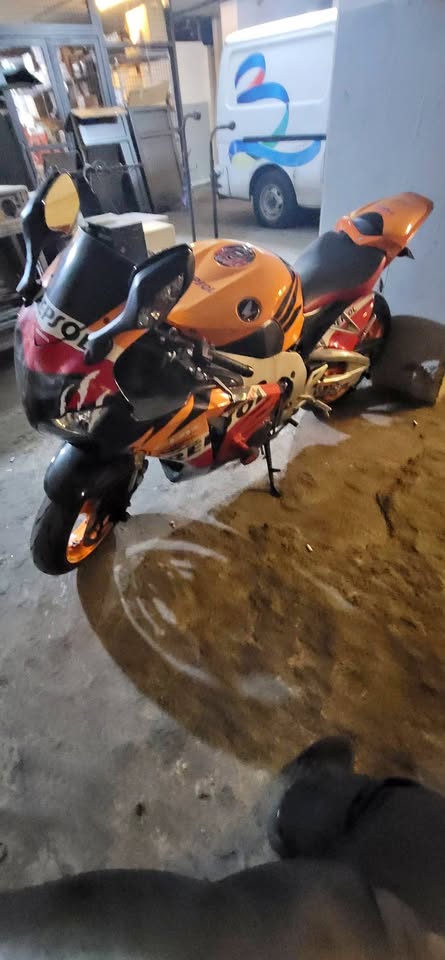 BUY CBR 1000 HONDA