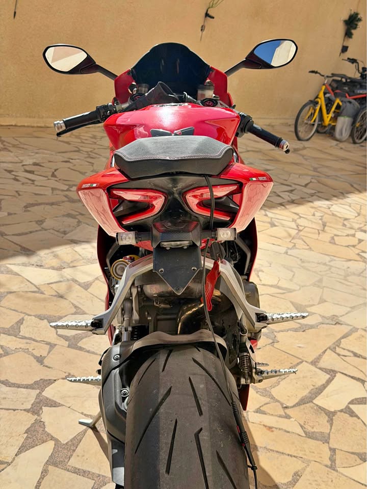 BUY DUCATI PANIGALE