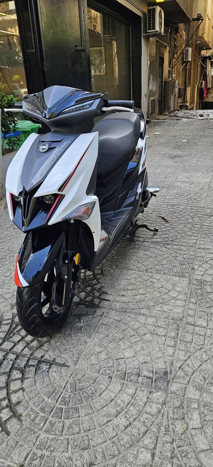 BUY SYM JET 200