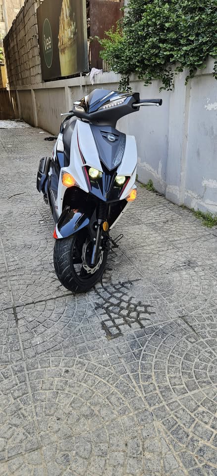 BUY SYM JET 200