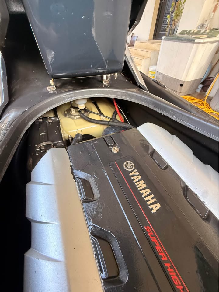 BUY JETSKI