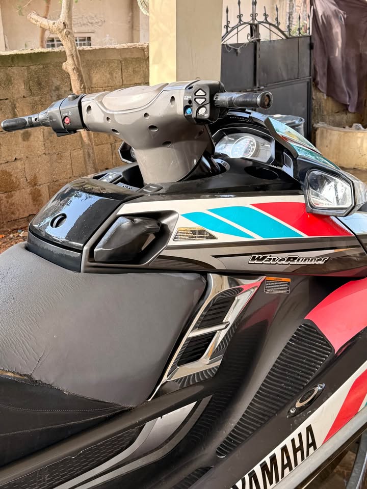 BUY JETSKI