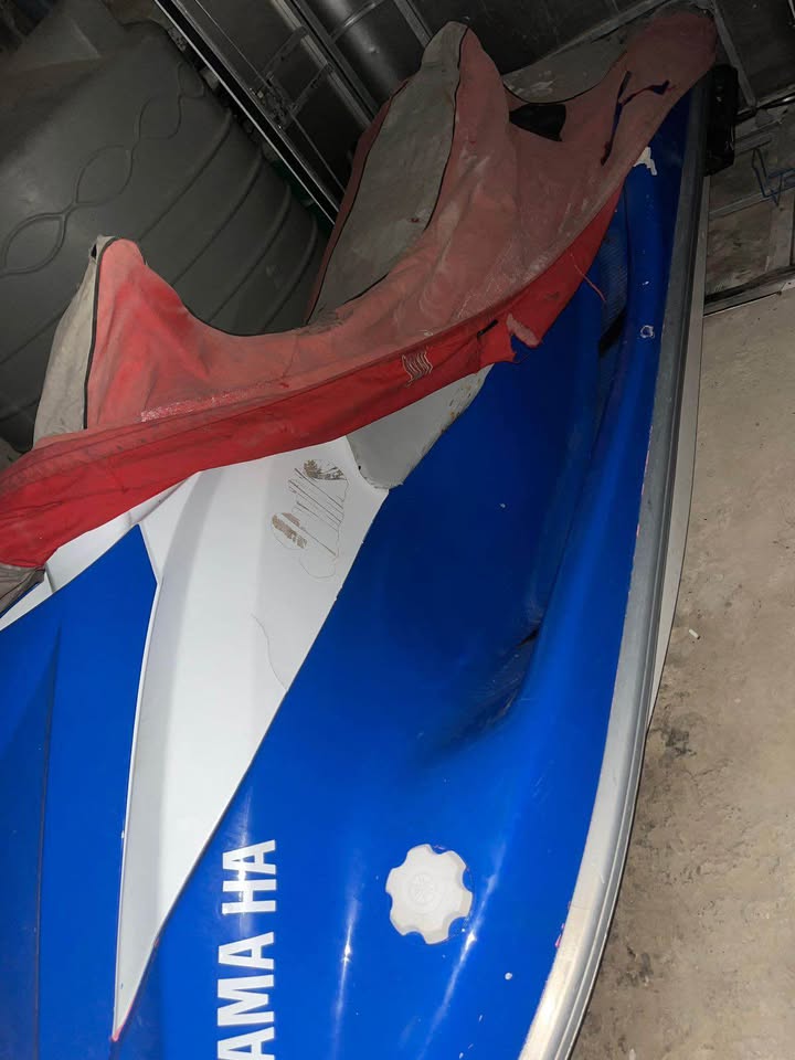 BUY JETSKI