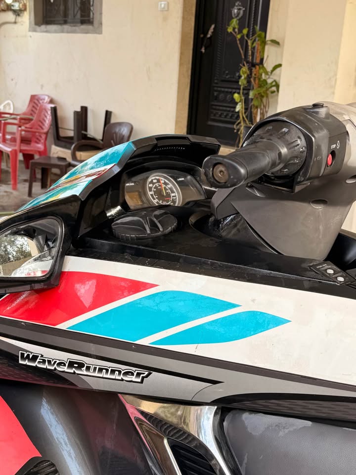 BUY JETSKI