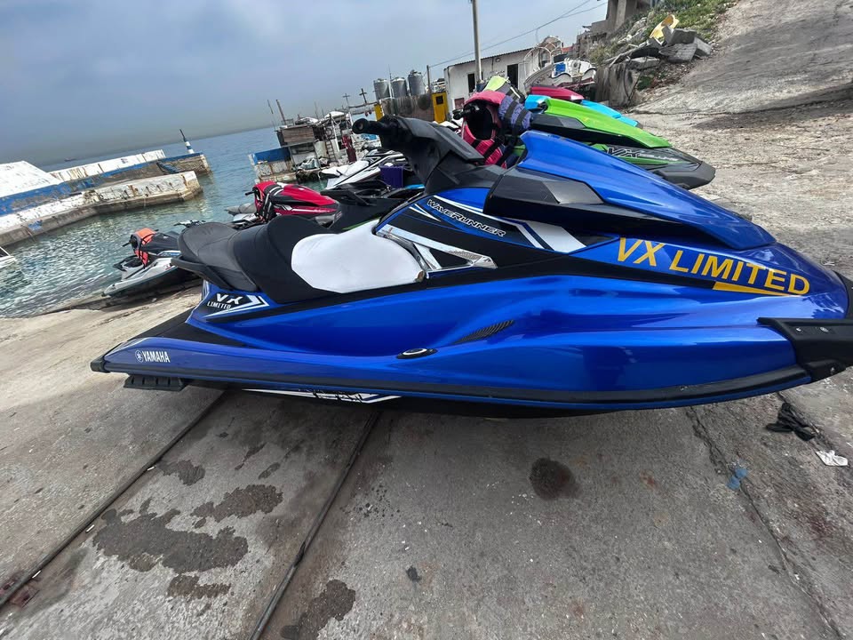 BUY JETSKI YAMAHA