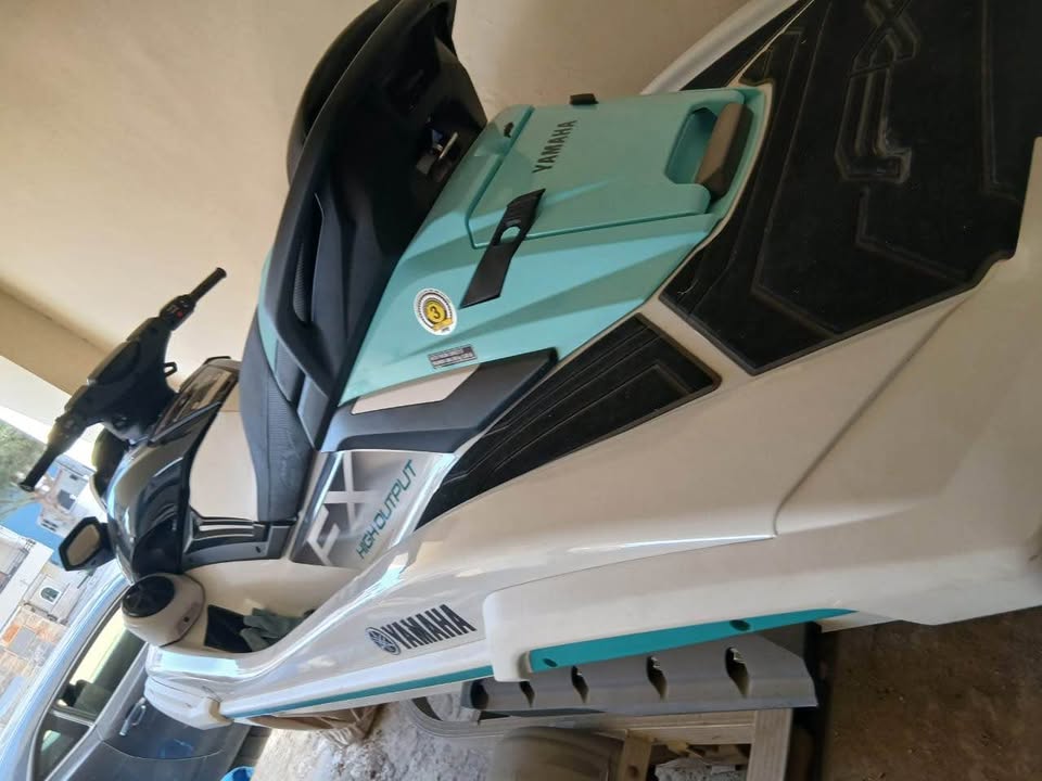 BUY JETSKI