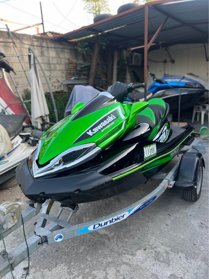 BUY JETSKI