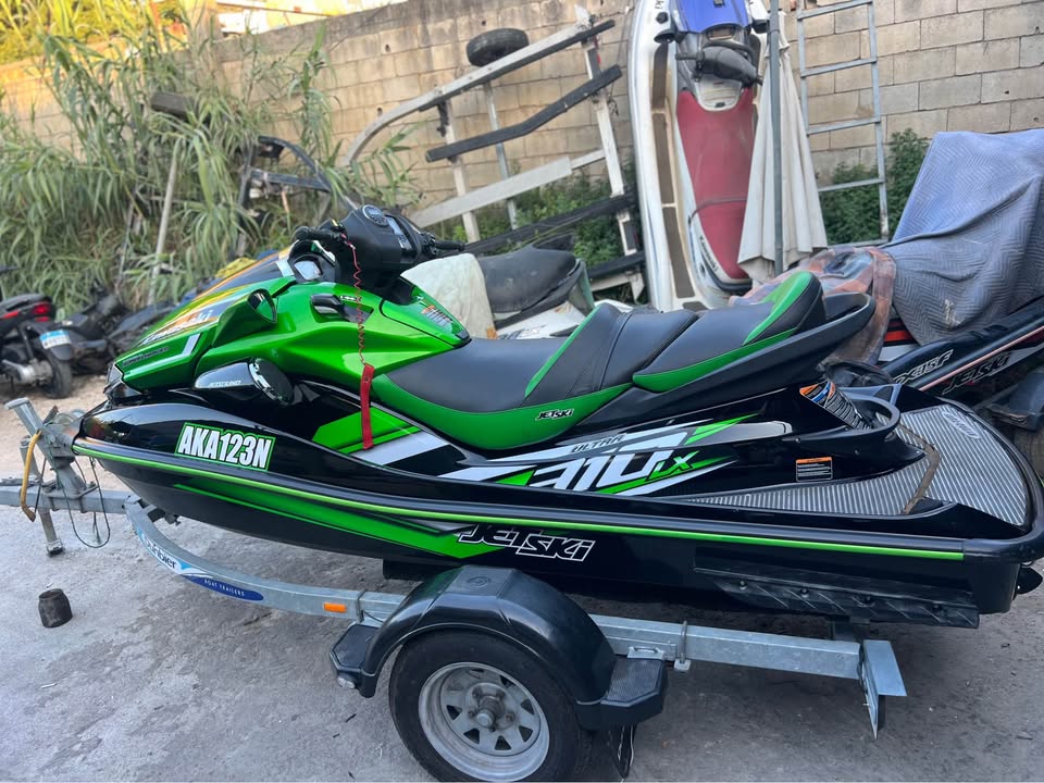 BUY JETSKI