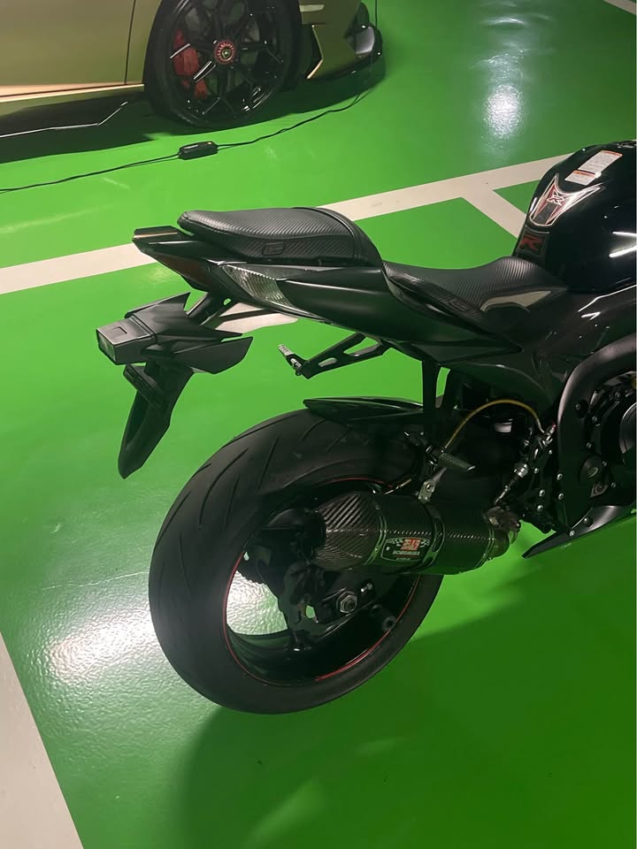 BUY GSXR1000