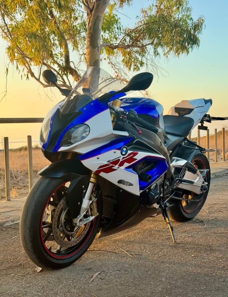 BUY BMW S1000RR