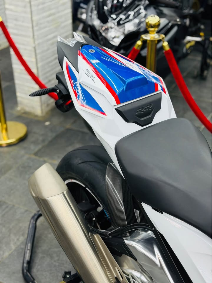 BMW S1000RR BEIRUT1
