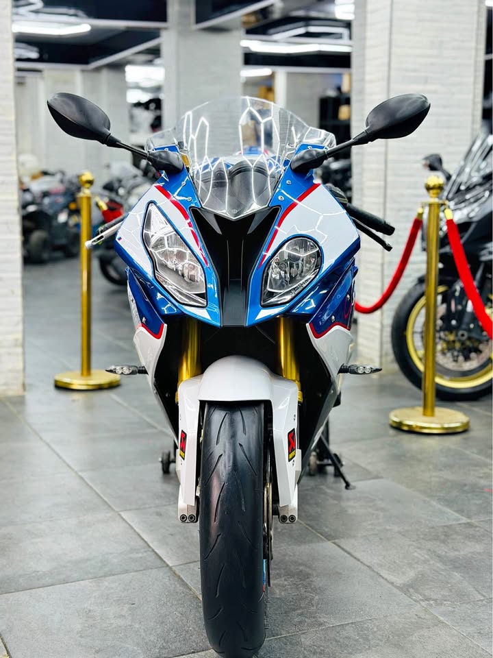 BMW S1000RR BEIRUT1