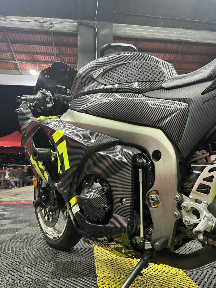 SUZUKI GSXR1000