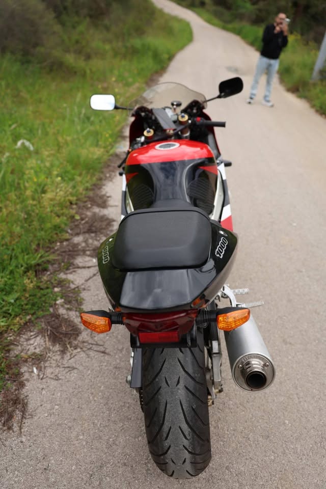 SUZUKI GSXR