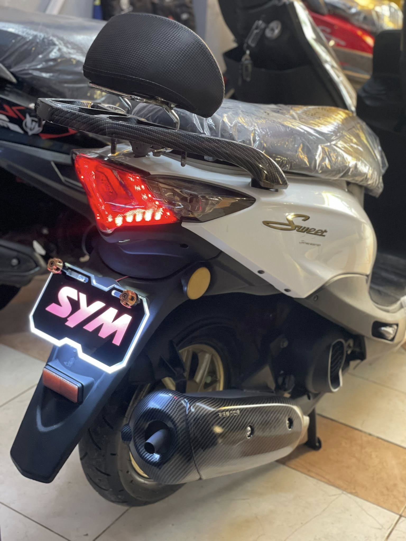SWEET AZZO 2021