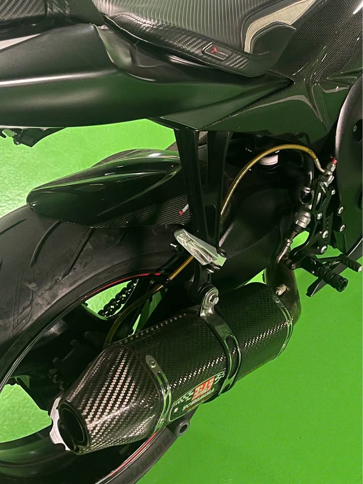 BUY GSXR1000