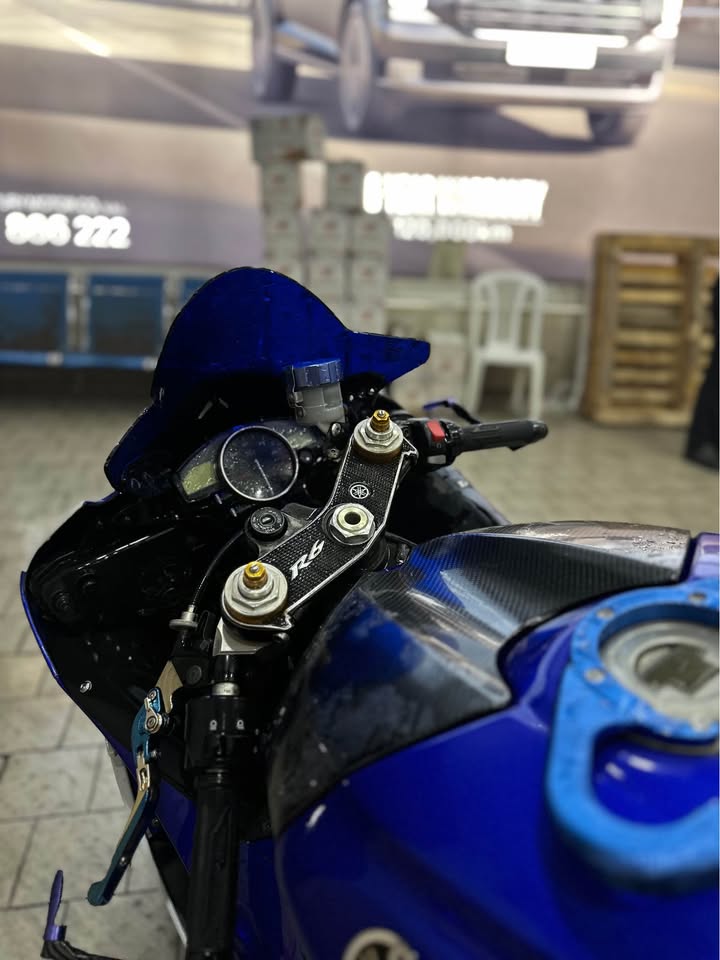 BUY R6 YAMAHA