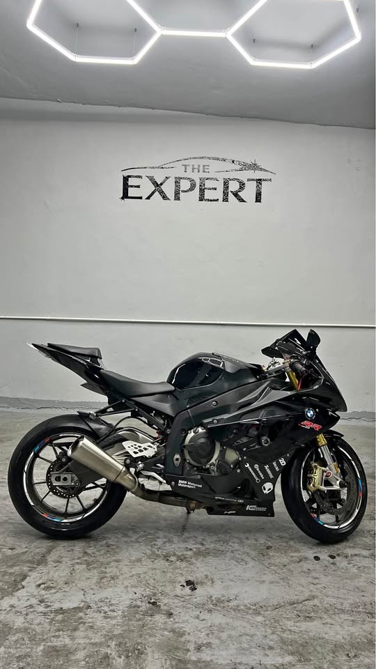BMW S1000RR LOW MILEAGE