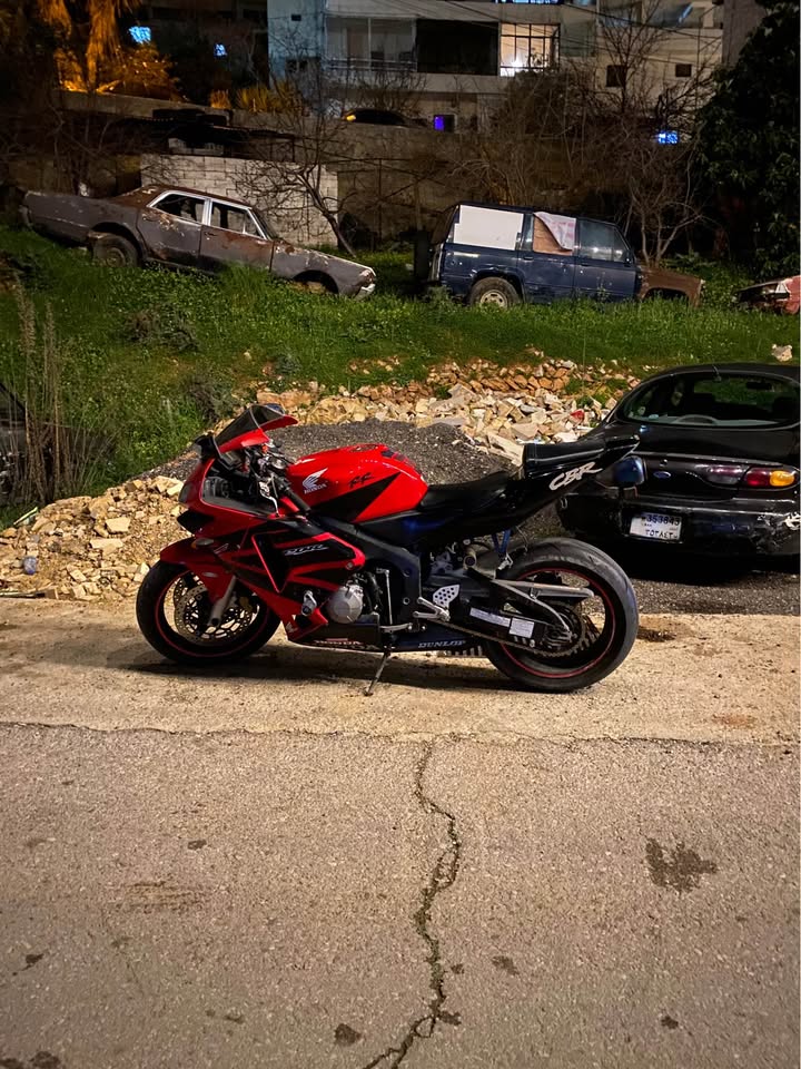 BUY CBR 600CC