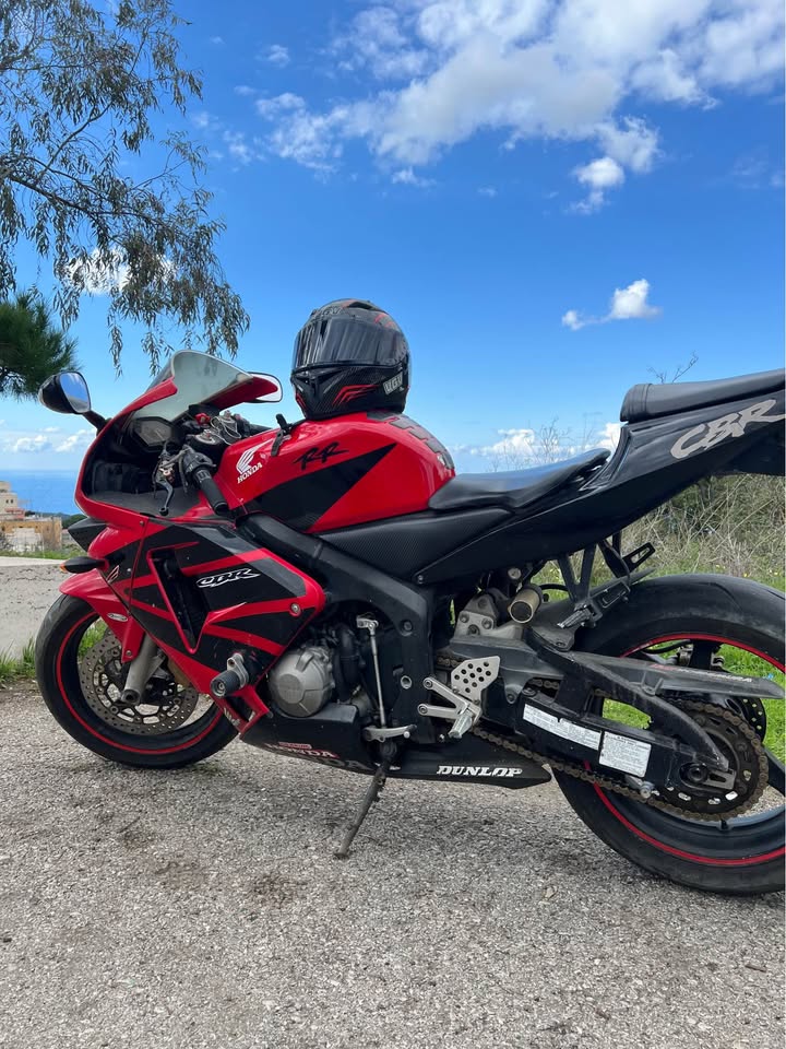 BUY CBR 600CC