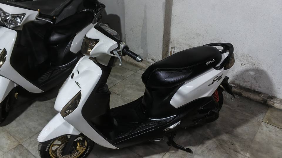 SWEET AZZO WHITE