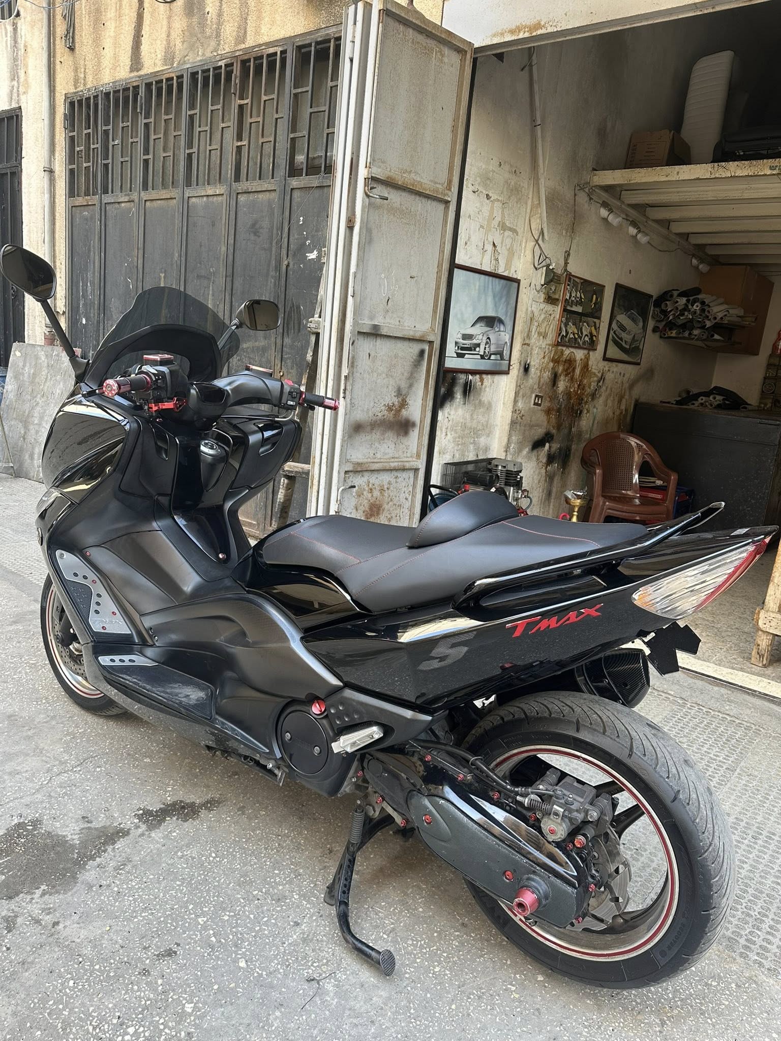 BUY TMAX