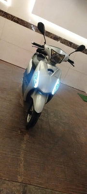sweet azzo silver