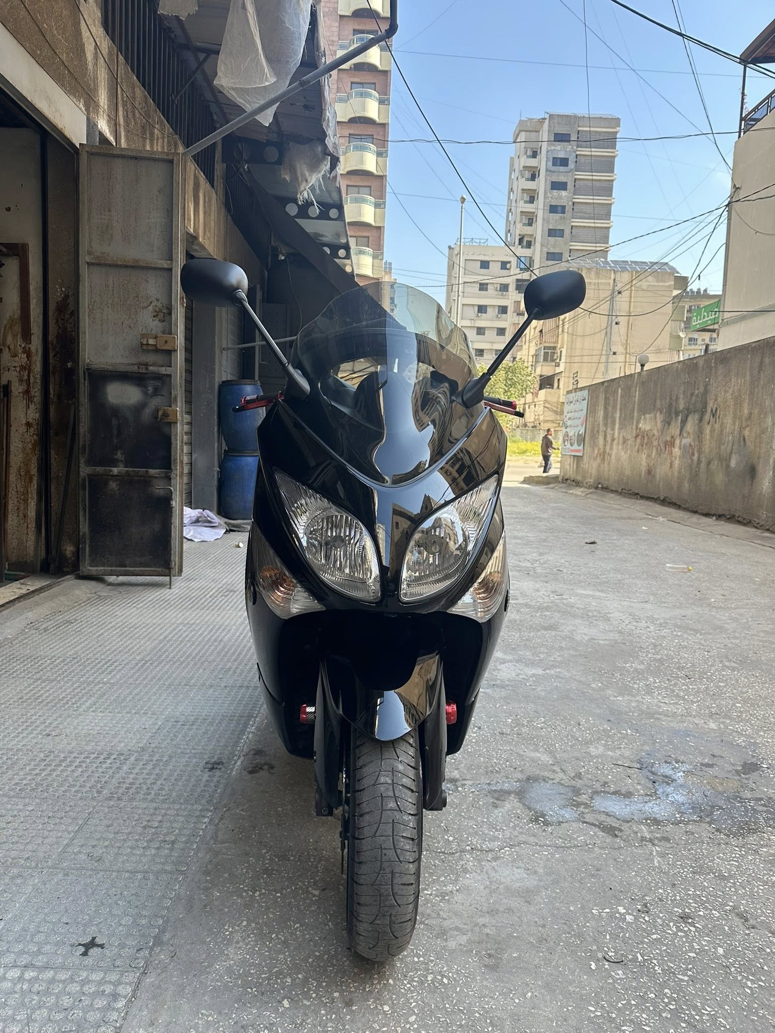 BUY TMAX