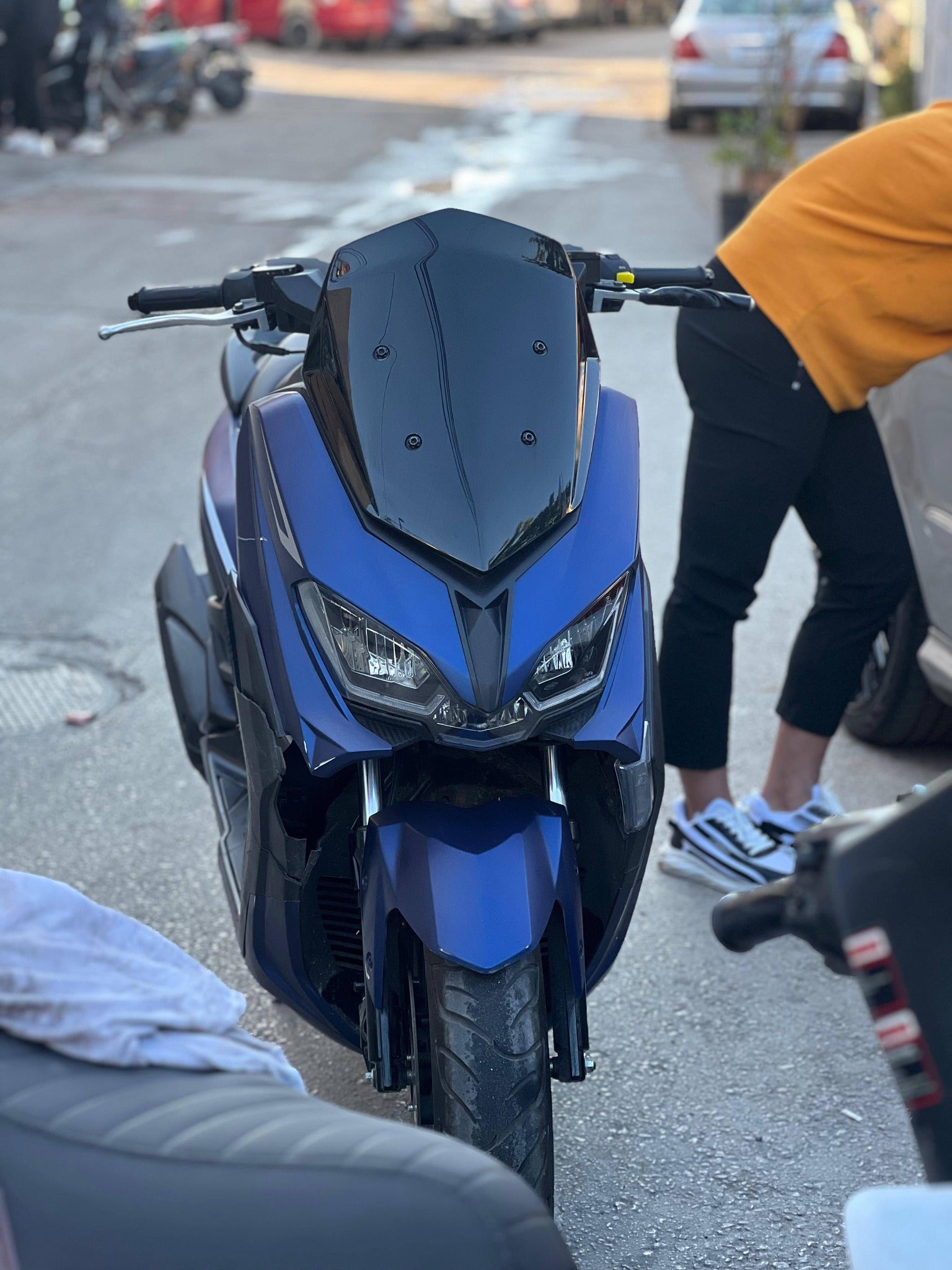 QMAX FOR SALE
