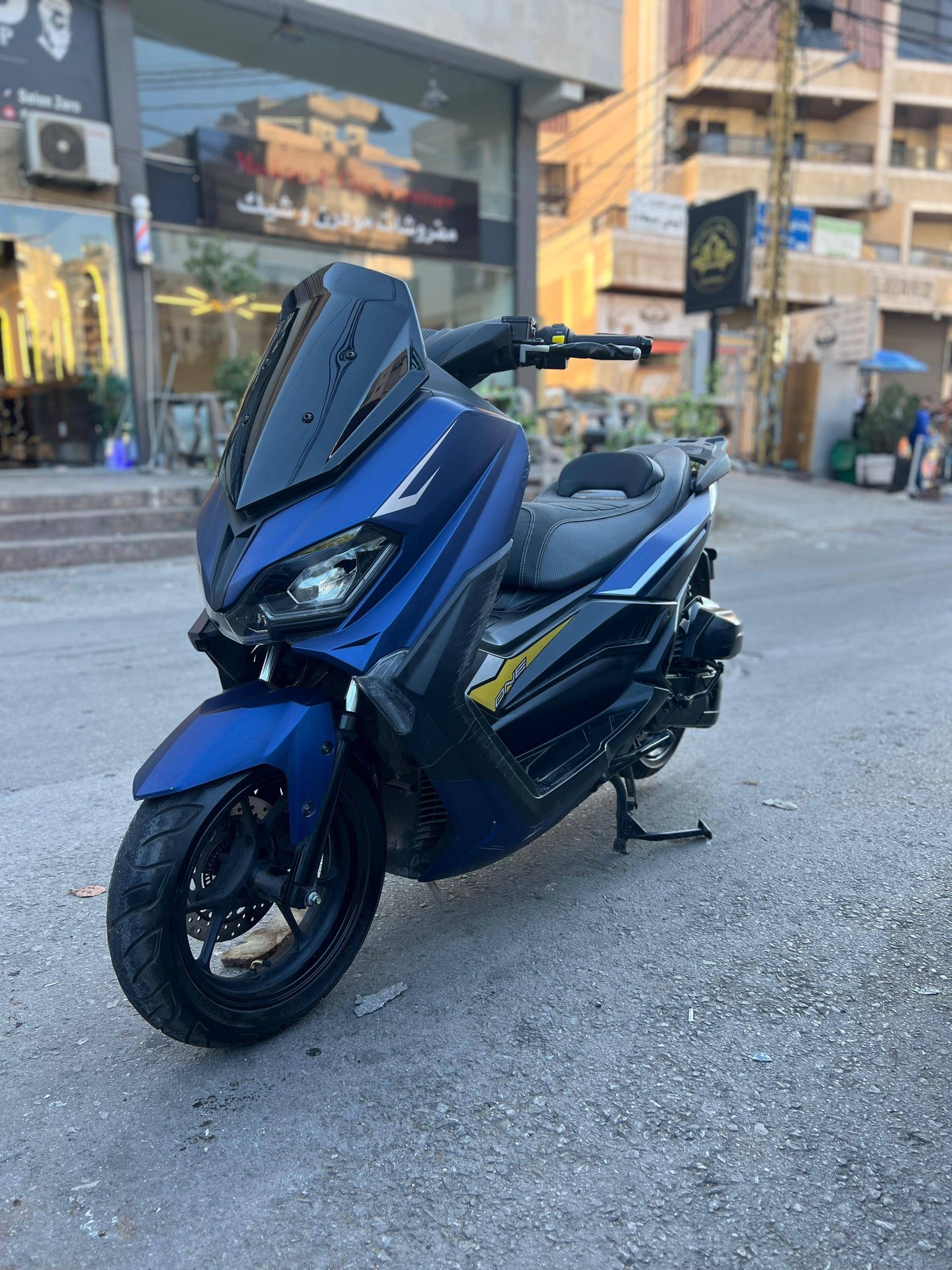 QMAX FOR SALE